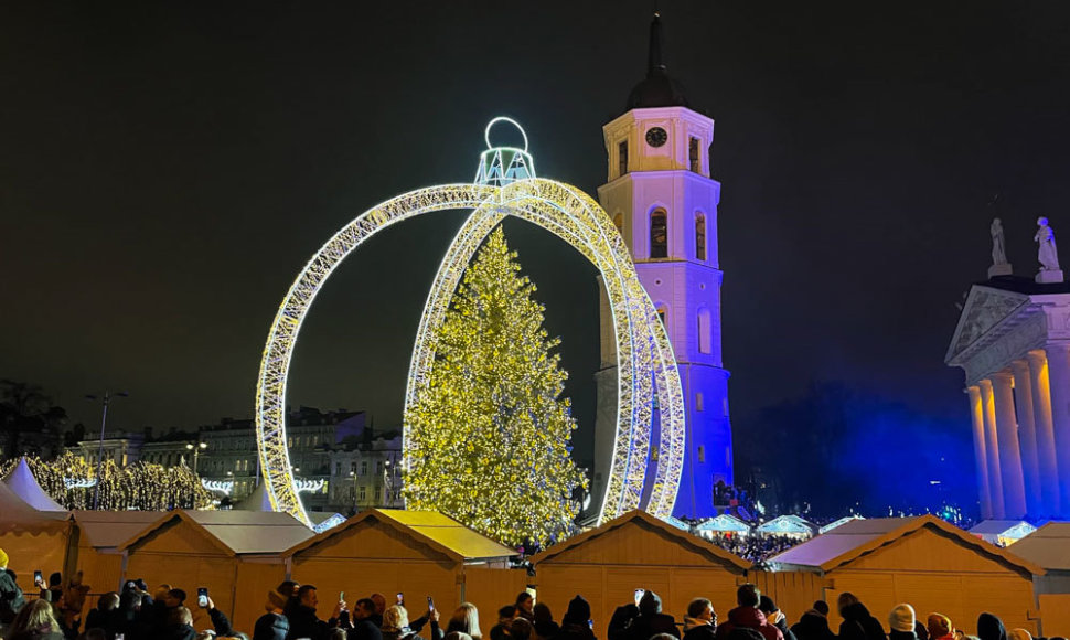 Vilniaus Kalėdų eglės įžiebimas Katedros aikštėje