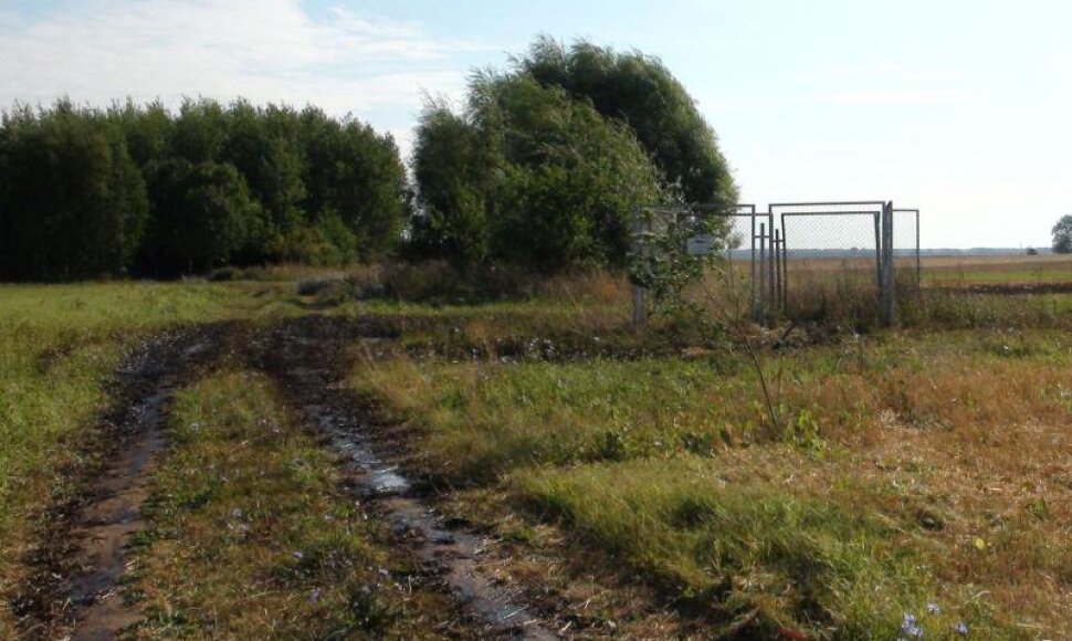 Dėl naftotiekio avarijos Pasvalio rajone į aplinką išsiliejo apie 2 tonas gazolino