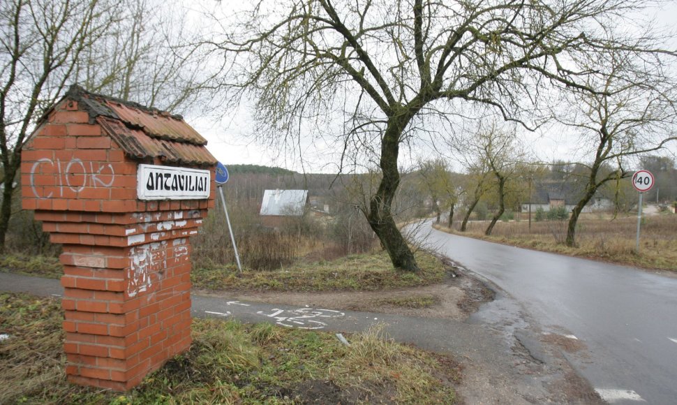 Valstybės saugumo departamento bazė netoli Vilniaus, Antaviliuose