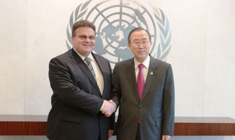 Jungtinių Tautų (JT) generalinis sekretorius Ban Ki-Moonas ir Lietuvos užsienio reikalų ministras Linas Linkevičius. 