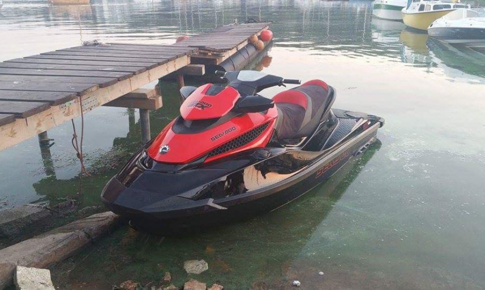 Ieškomas vandens motociklas „Sea Doo“