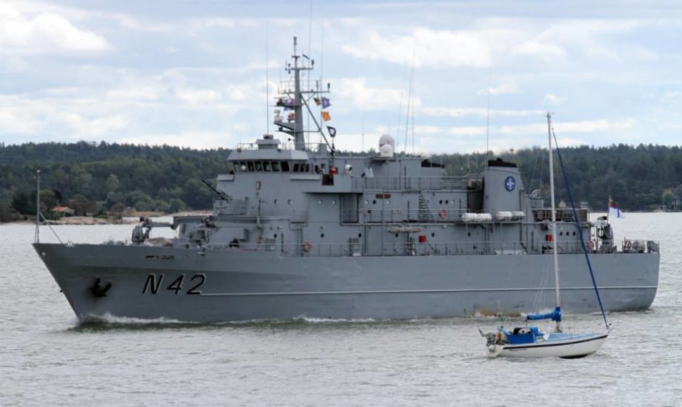 Tarptautinėse pratybose „Northern Coast 2014“ Lietuvos karininko vadovaujami NATO laivai jūroje aptiko keturias minas