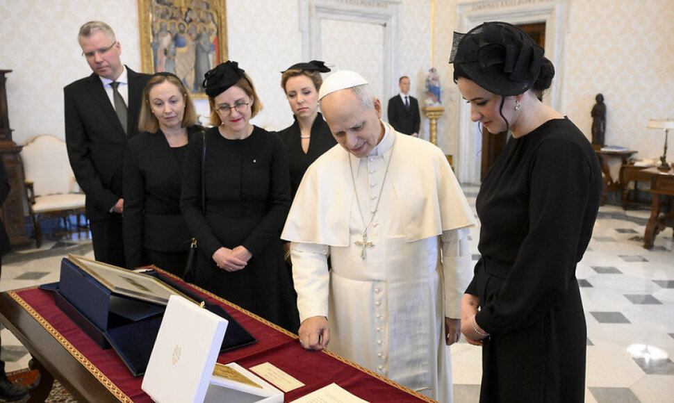 I.Ruginienės dovana Leonui XIV