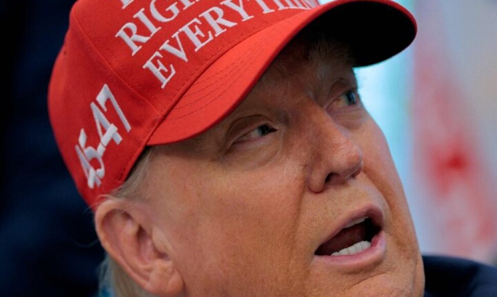 Donaldas Trumpas / CHIP SOMODEVILLA / Getty Images via AFP