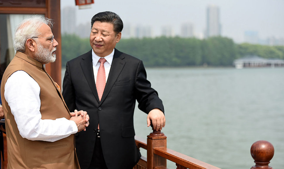 Narendra Modi ir Xi Jinpingas 