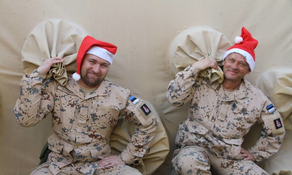 Estijos kariai Afganistane Kalėdoms gavo dovanų iš namų