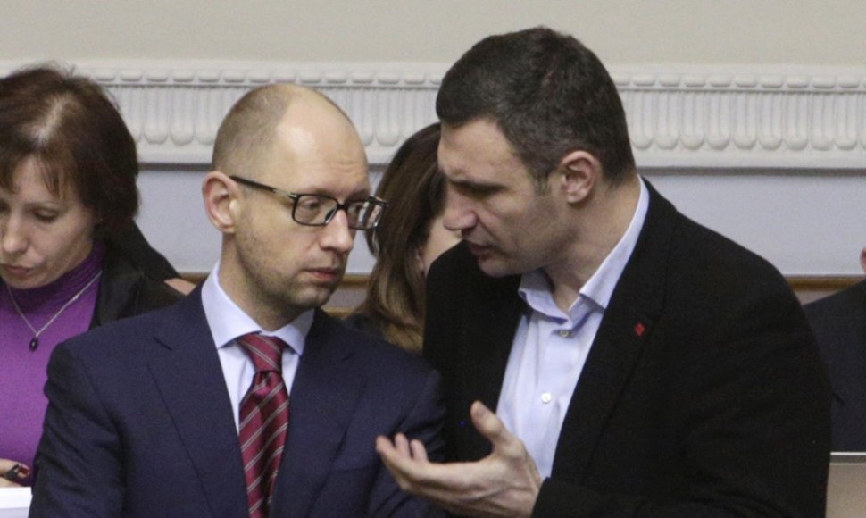 Arsenijus Jaceniukas ir Vitalijus Klyčko Ukrainos Aukščiausiosios Rados sesijoje