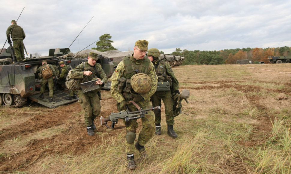 Lietuvos kariai poligone Lenkijoje