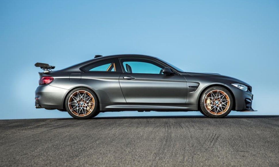 „BMW M4 GTS“