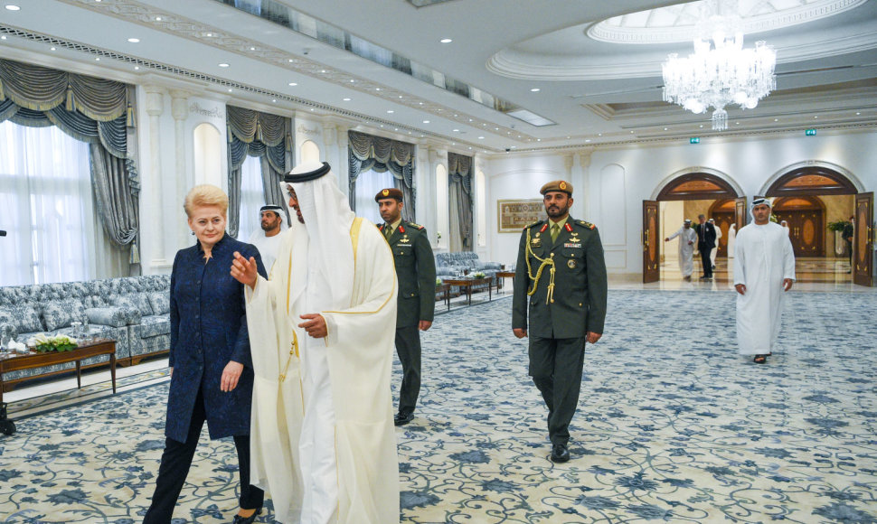 Prezidentė susitiko su Abu Dabio sosto įpėdiniu Mohammedu bin Zayedu bin Sultanu Al-Nahyanu