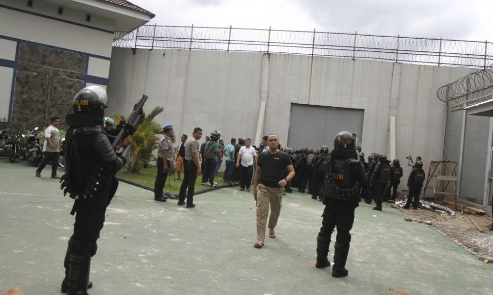 Indonezijos pareigūnau gaidė kalinius