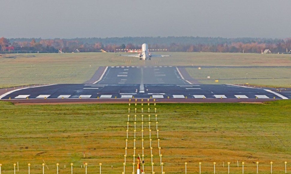 Vilniaus oro uosto kilimo takas