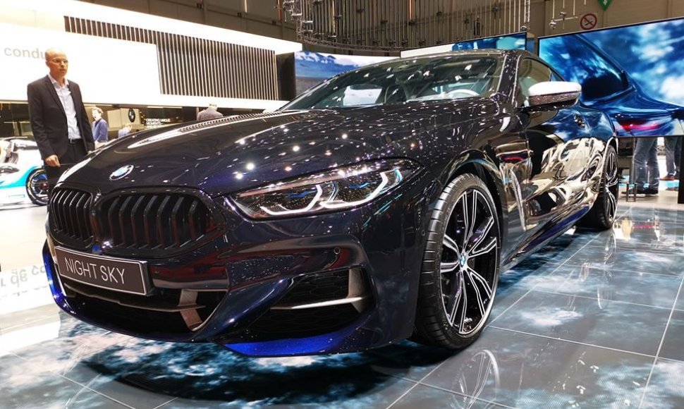 „BMW Individual M850i Night Sky" Ženeos automobilių parodoje