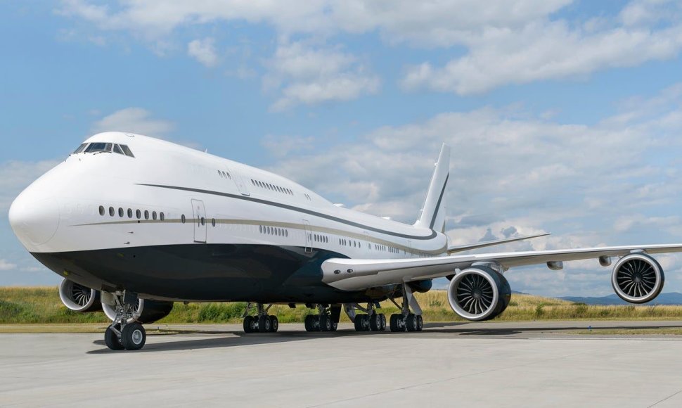 „747-8i Boeing Business Jet“