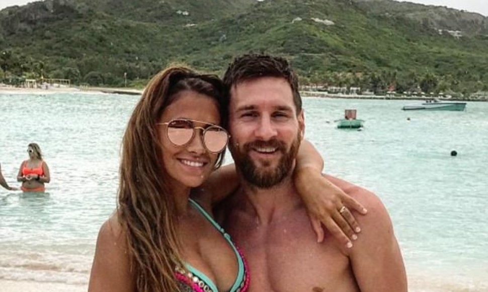 Lionelis Messi su žmona Antonella