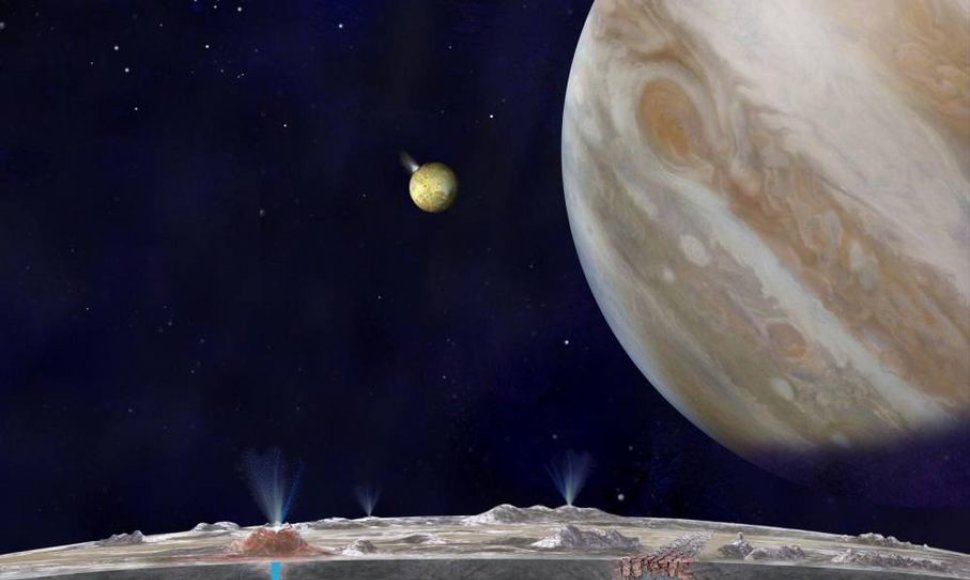 Jupiterio palydovo Europos paviršiuje yra sūraus vandens