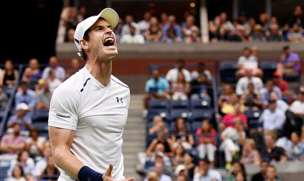 Kei Nishikoris „US Open“ ketvirtfinalyje patiesė Andy Murray