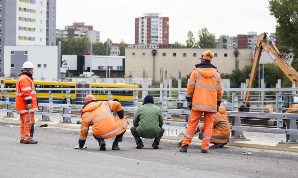 Vilniaus vakarinio aplinkkelio statybos, antrojo etapo baigiamieji darbai 