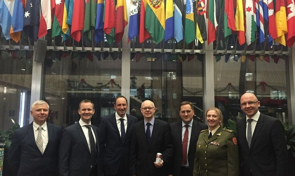 Baltijos valstybės ir JAV sutarė glaudžiau bendradarbiauti saugumo klausimais
