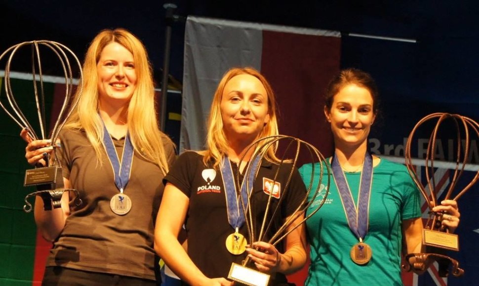 Iš kairės: A.Simonavičiūtė, Daria Dudkievicz, Nicola Scaife