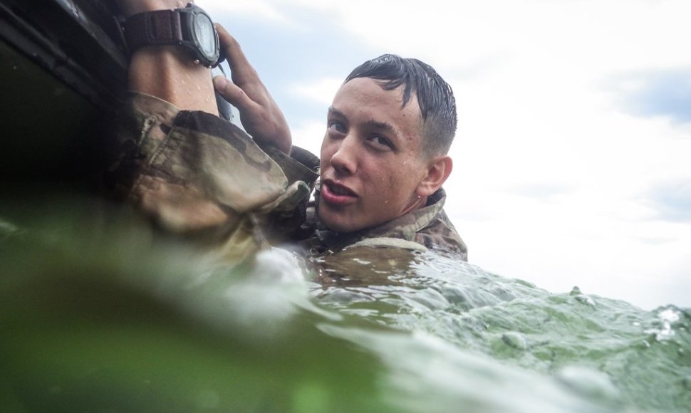 JAV ir Lietuvos karių pratybos Daugų ežere