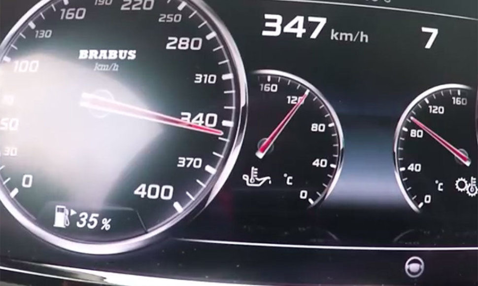  900 AG Mercedes-Benz S-Class įsibėgėjo iki 347 km/val