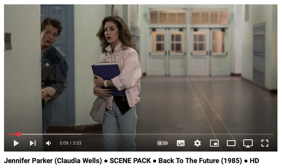 Aktoriai Michaelas J.Foxas ir Claudia Wells filme „Atgal į ateitį“