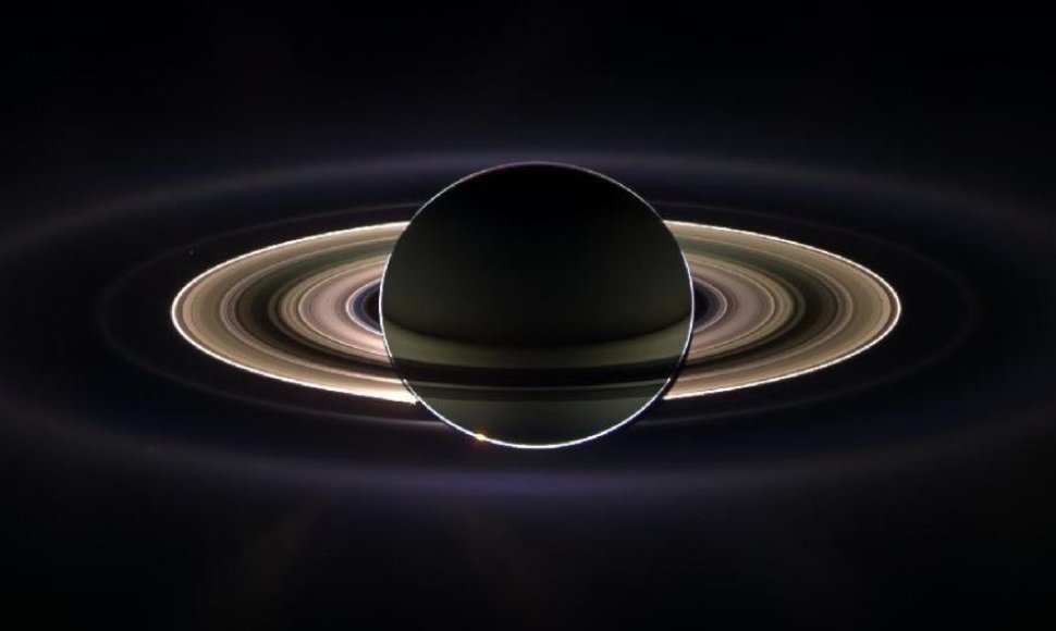 Saturnas
