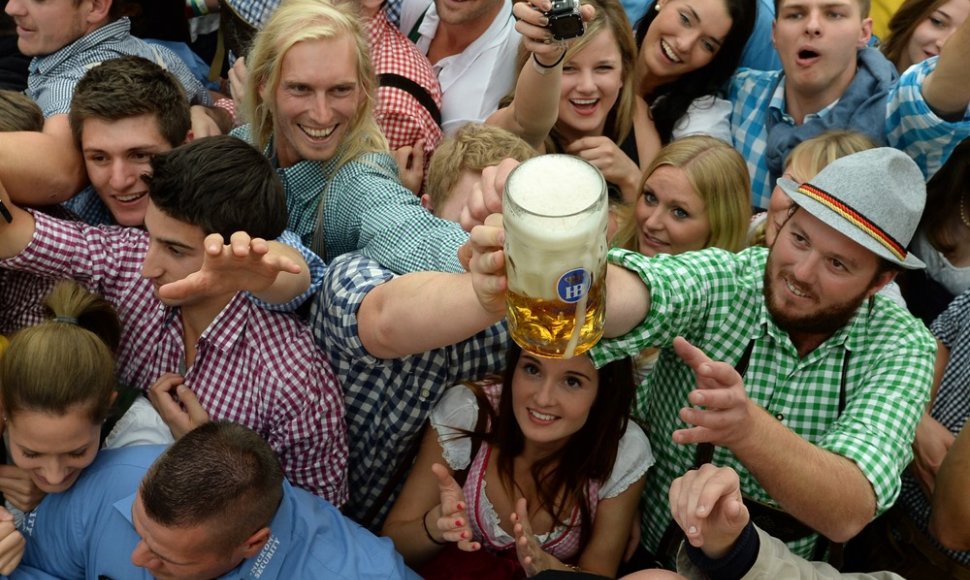 „Oktoberfest“ alaus šventė Miunchene