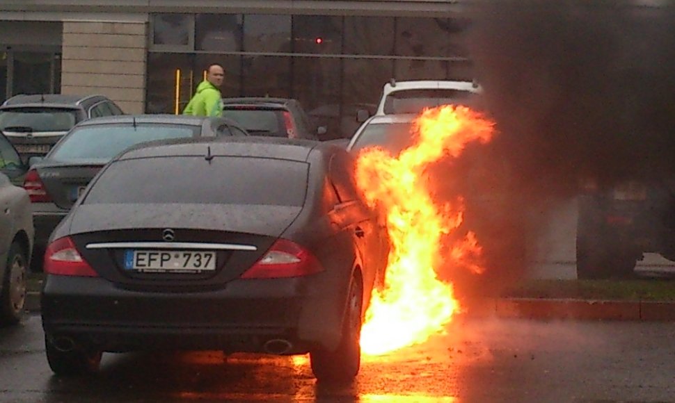 Automobilio gaisras