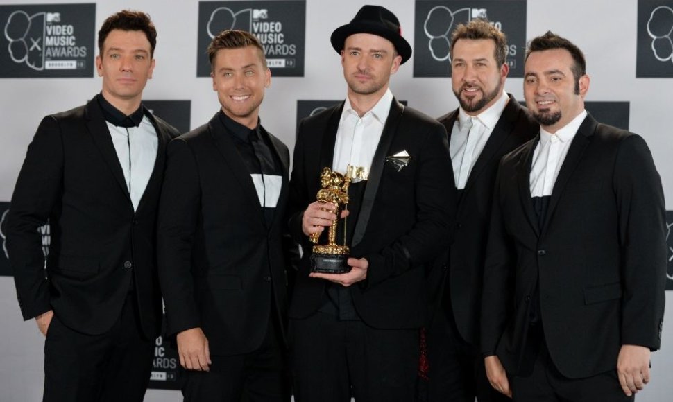 Grupė „'NSync“: JC Chasezas, Lance'as Bassas, Justinas Timberlake'as, Joey Fatone'as ir Chrisas Kirkpatrickas