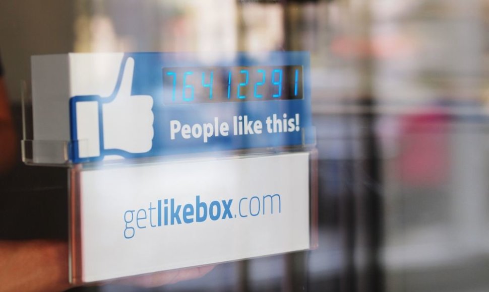 „Facebook“ gerbėjų skaičiuoklė „LikeBox“