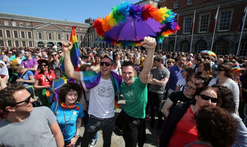 Airijoje įteisinamos tos pačios lyties asmenų santuokos