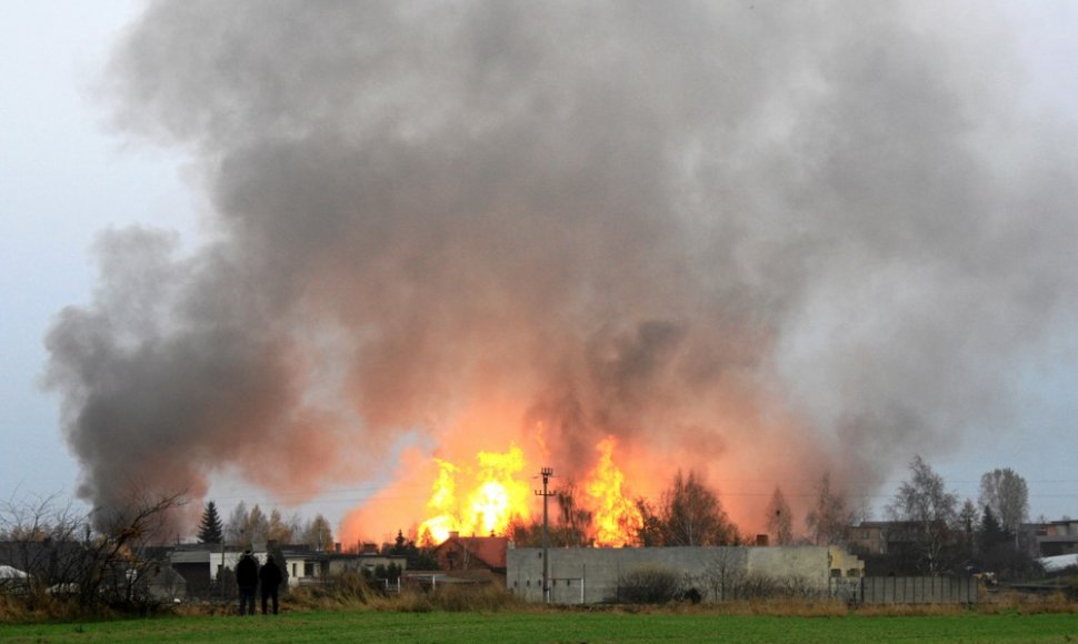 Lenkijoje sprogo dujotiekio vamzdis