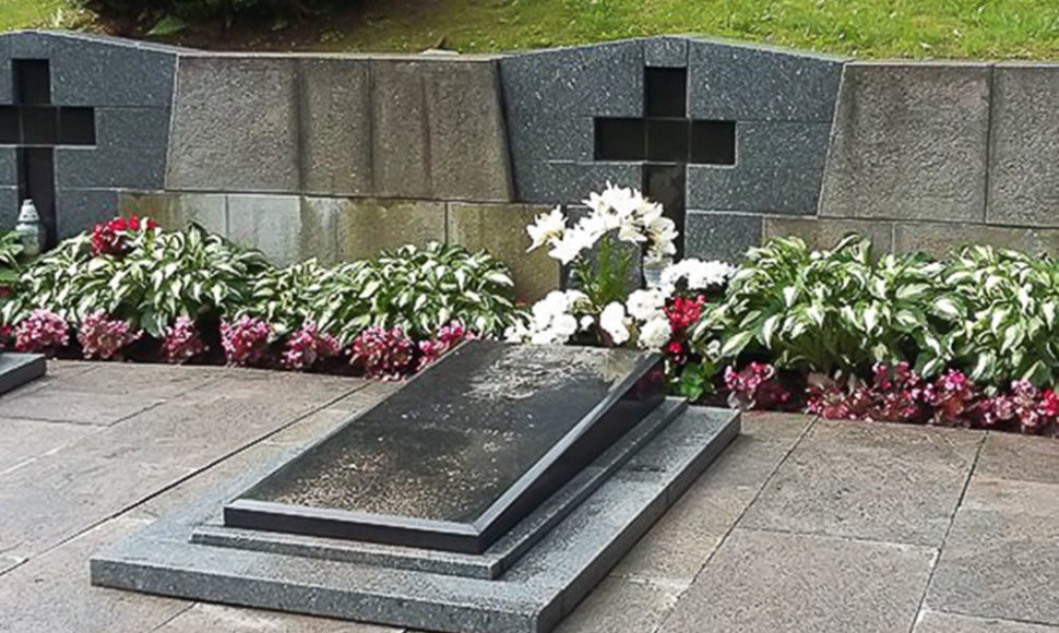 Antakalnio kapinėse – paminklai Medininkų aukoms atminti