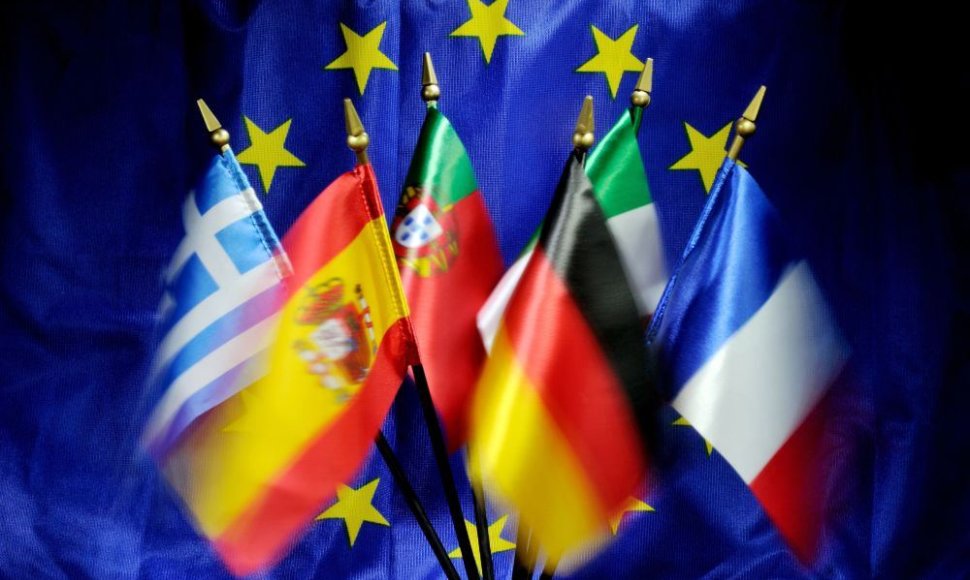ES valstybių narių vėliavos