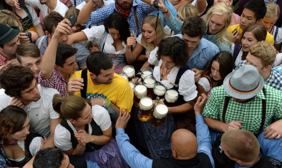 „Oktoberfest“ alaus šventė Miunchene