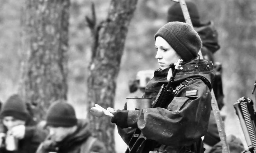 Baziniai kariniai mokymai suteikė galimybę moterims savanoriškais pagrindais atlikti konstitucinę pareigą ir pasirengti ginti Tėvynę. 