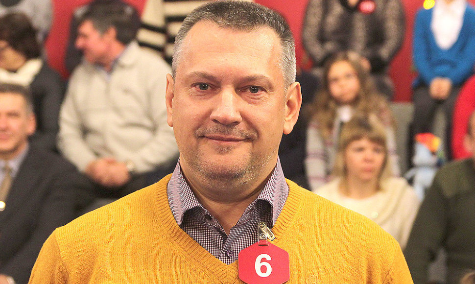 Arvydas Reketis iš Vilniaus „Teleloto“ žaidime laimėjo visureigį „Dacia Duster“.