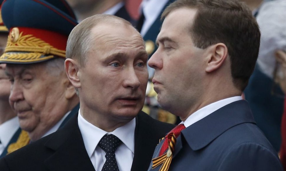 Rusijos prezidentas Vladimiras Putinas ir ministras pirmininkas Dmitrijus Medvedevas
