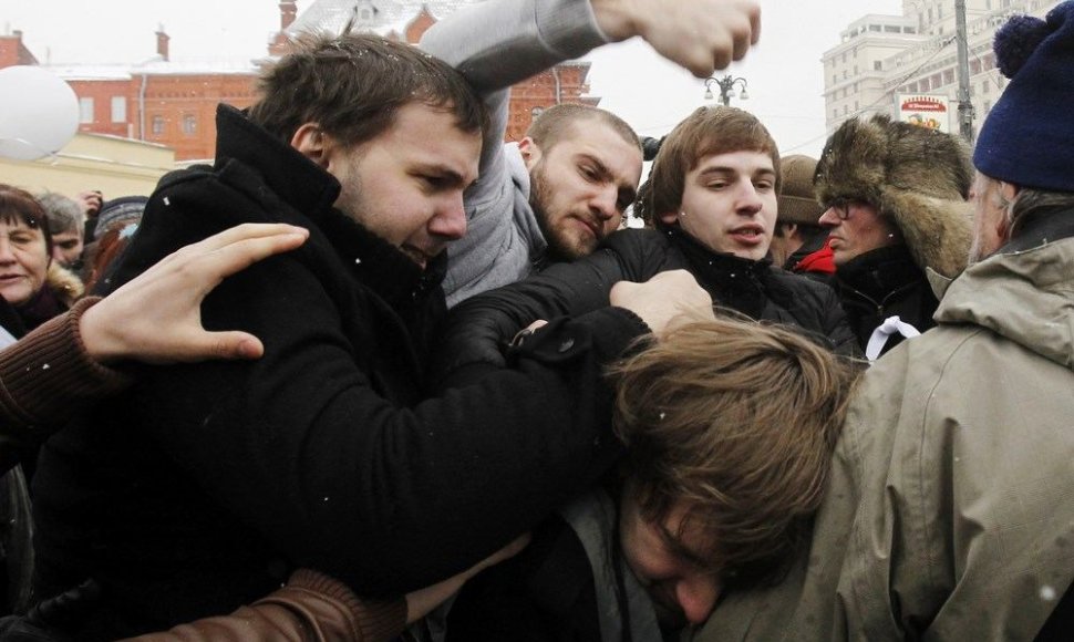 Protestuotojų muštynės Maskvoje