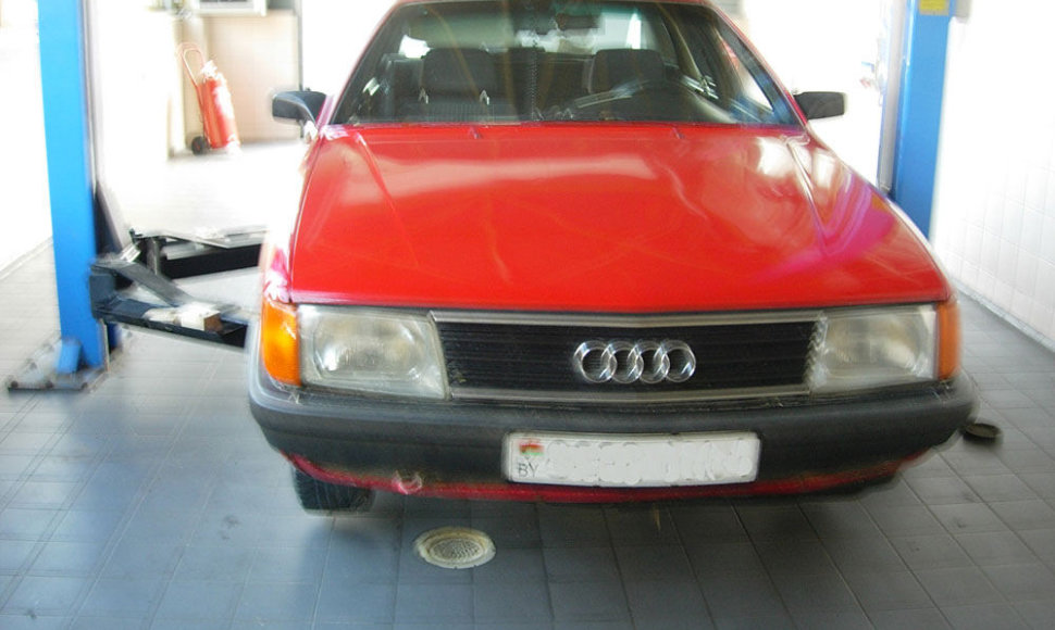 Sulaikytas „Audi 100“