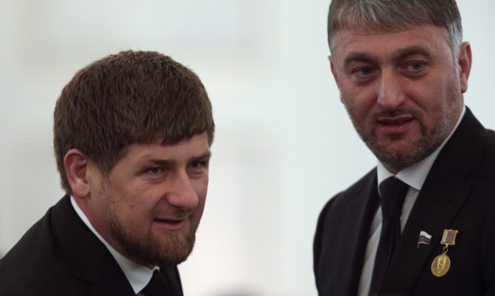 Ramzanas Kadyrovas ir Adamas Delimkhanovas