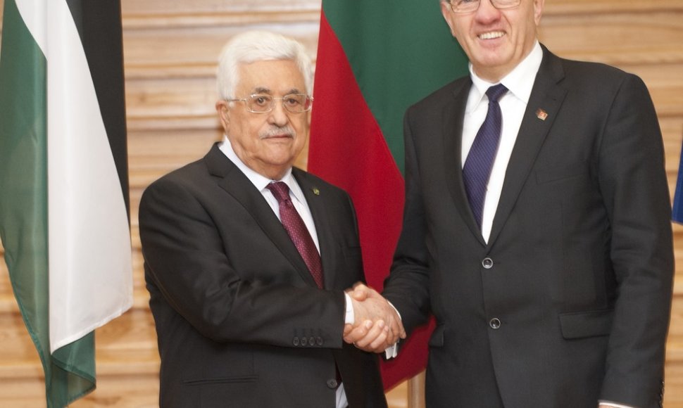 Palestinos prezidentas Mahmudas Abbasas ir Lietuvos premjeras Algirdas Butkevičius