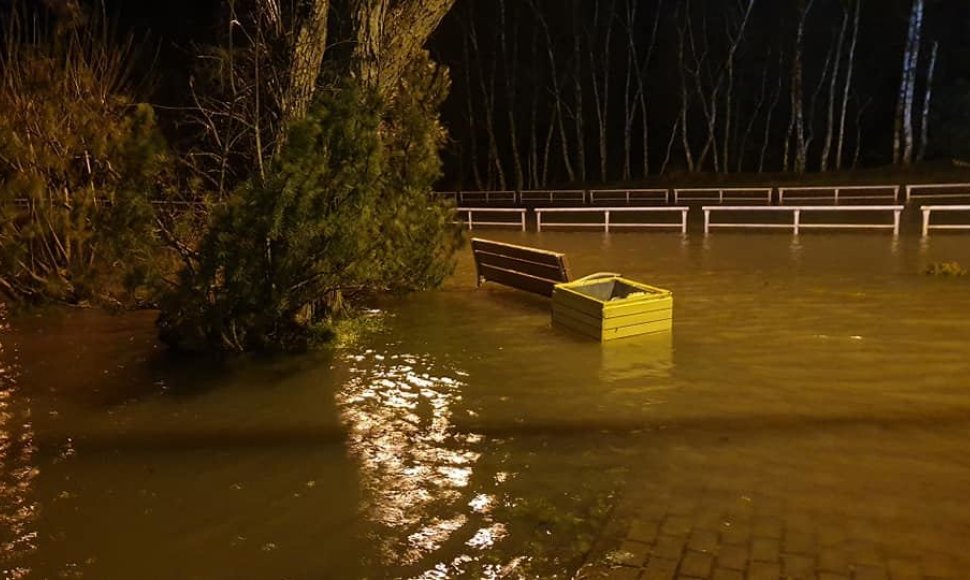 Audra Palangoje pridarė daug žalos