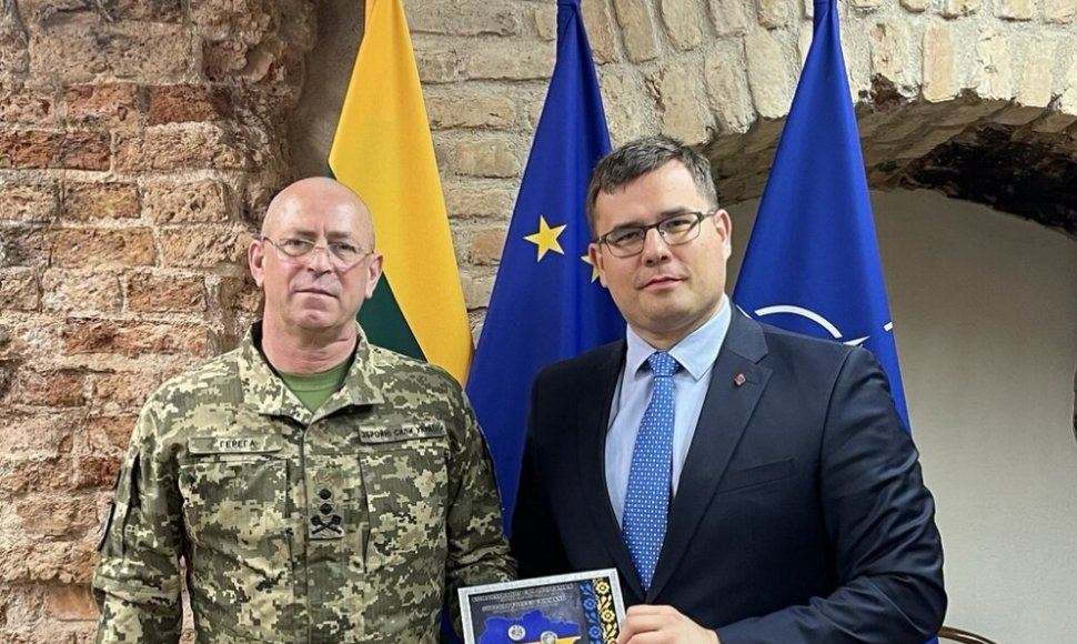 Ukrainos kariuomenės Paramos pajėgų vadas generolas majoras Dmitro Hereha ir Lietuvos krašto apsaugos ministras Laurynas Kasčiūnas / Krašto apsaugos ministerijos nuotr.