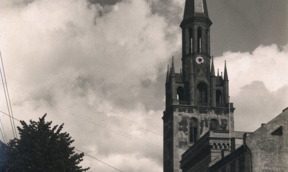 Šv. Jono bažnyčios bokšto vaizdas, 1930 m.