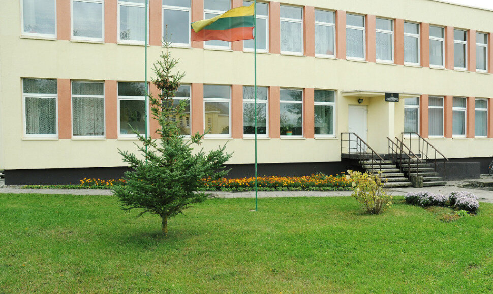 Lazdijų mokykla-darželis „Kregždutė“
