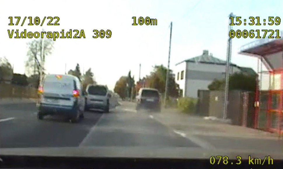 Lietuvis vogtu automobiliu sprunka nuo Lenkijos policijos
