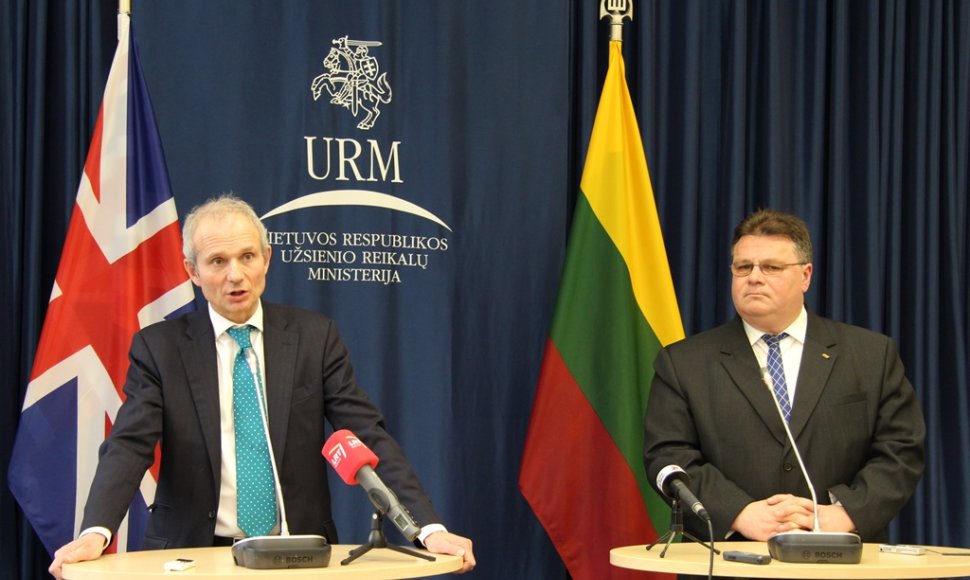 Užsienio reikalų ministras Linas Linkevičius antradienį Vilniuje susitiko su Jungtinės Karalystės Europos reikalų ministru Davidu Lidingtonu